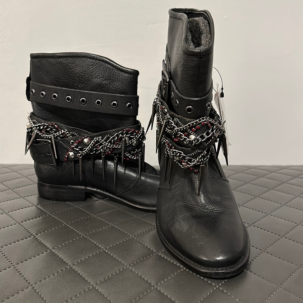 Zara Special Edition Embellished Boots - Chains, Pearls